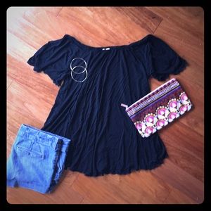 Black off the shoulder Piko 1988 swing top